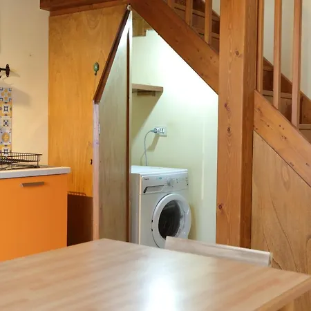 아파트 Sunny Flat - Self 체팔루