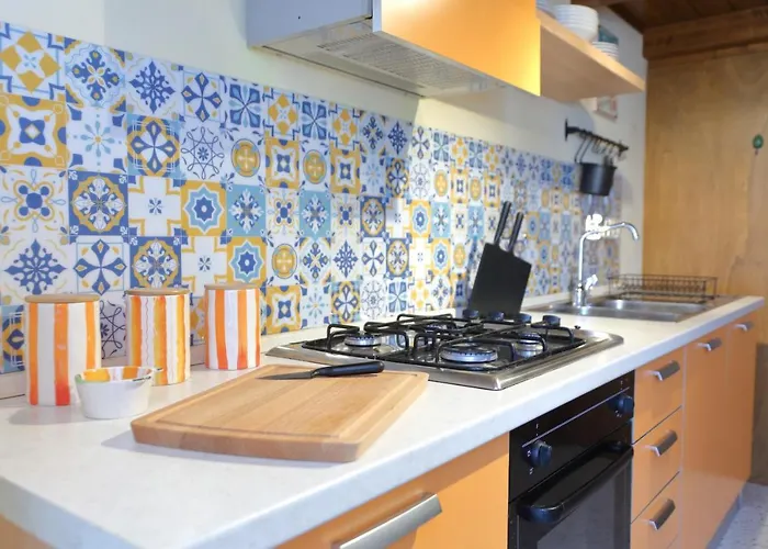 Sunny Flat - Self Cefalú